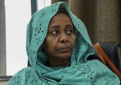 Rabab Baldo ist eine sudanesische Friedens- und Gender-Aktivistin
